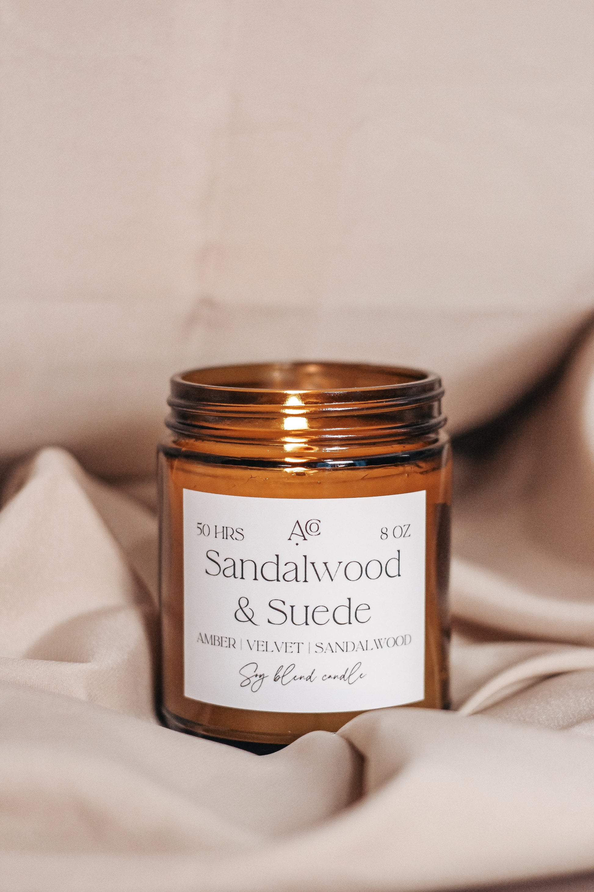 SANDALWOOD & SUEDE Soy Blend Candle