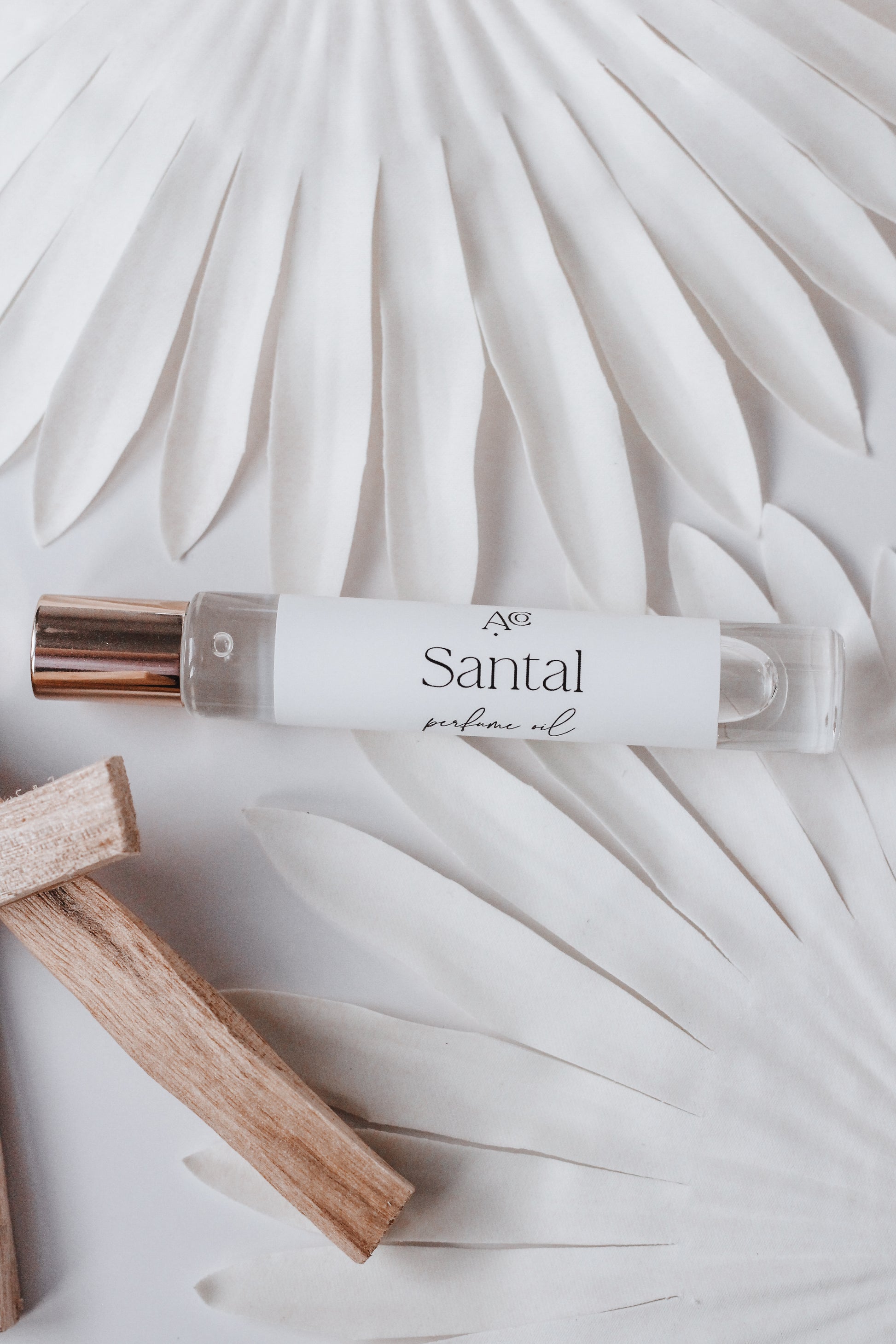 SANTAL Perfume Oil